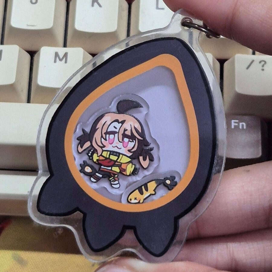 gigi murin shaker charm